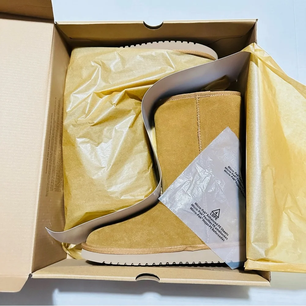 Koolaburra UGG Womens Koola Tall Boot Color Chesnut, Size 5 NEW